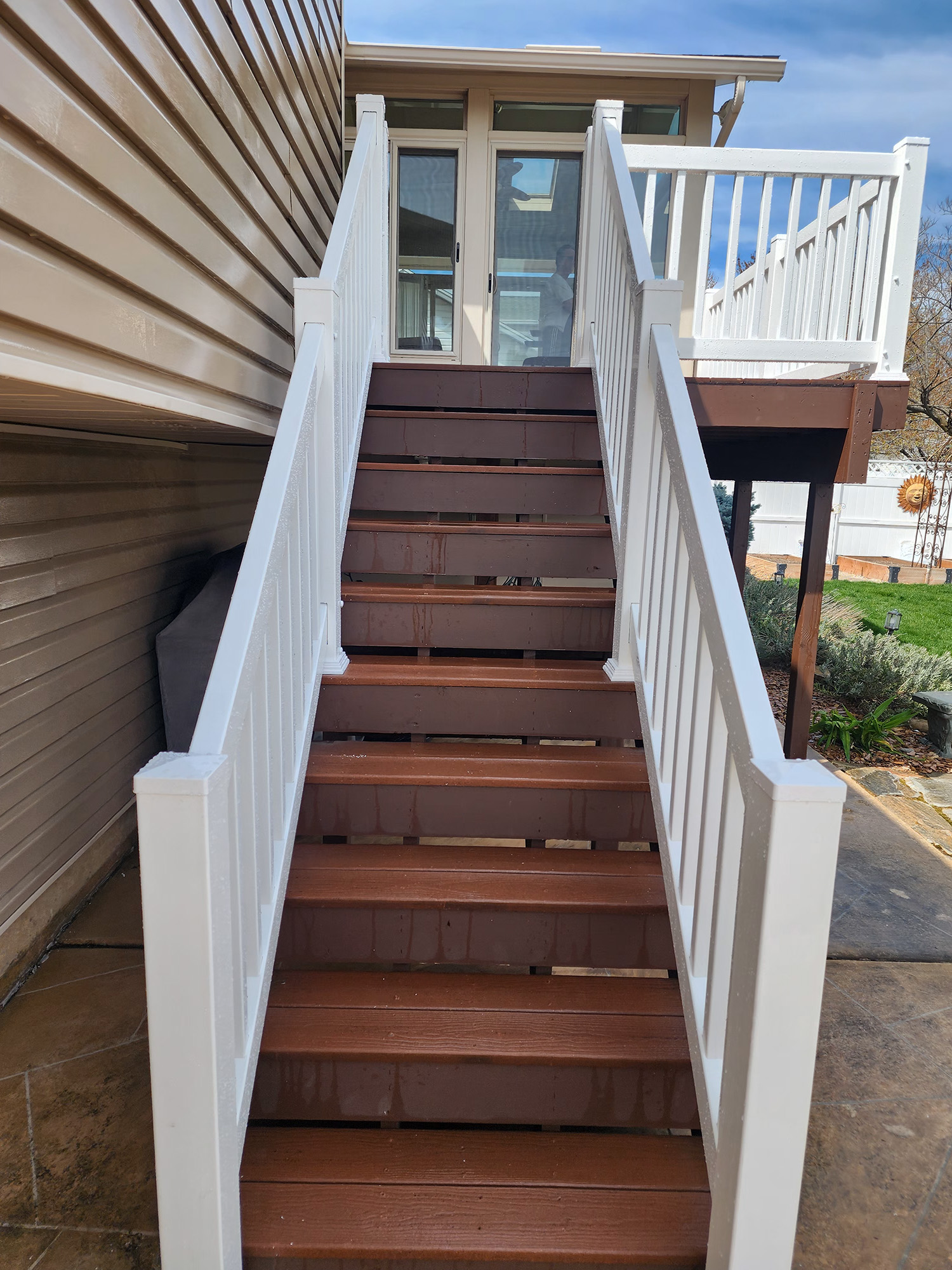 placeholder image sq